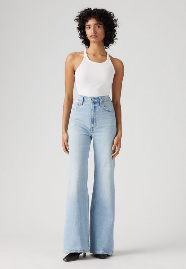 Levi's® RIBCAGE BELLS