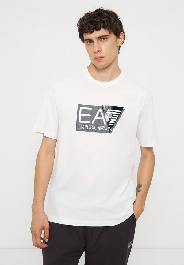 EA7 Emporio Armani