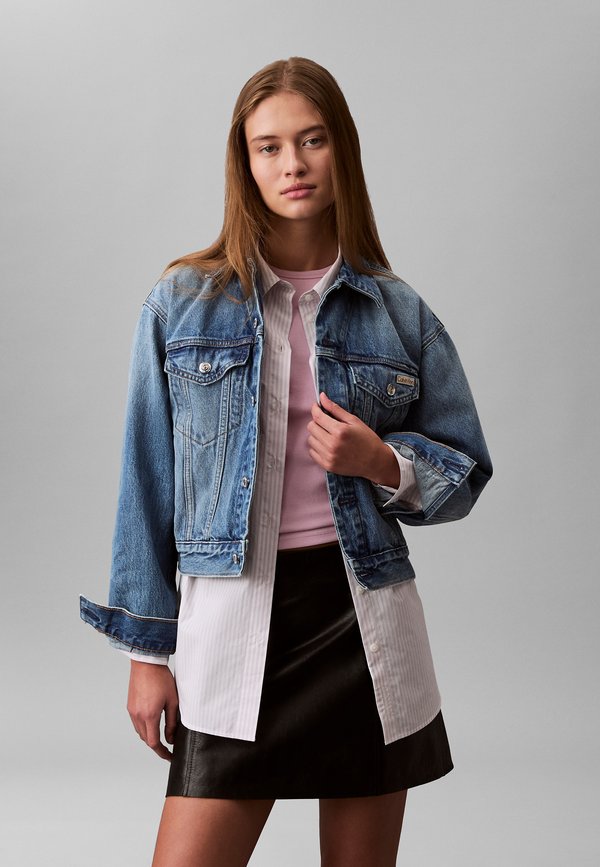 Calvin Klein Jeans