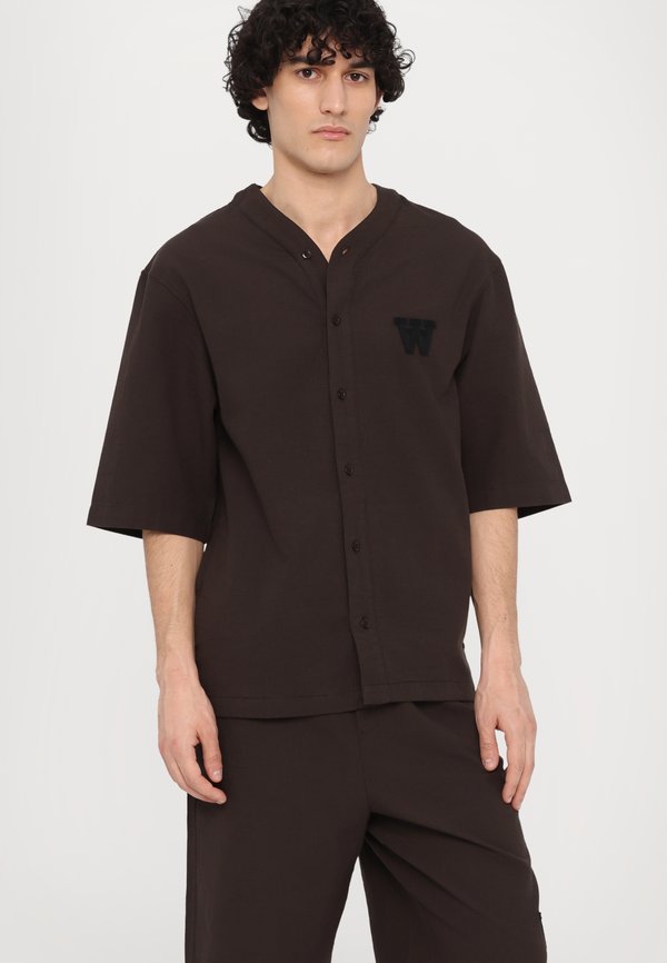 DOUBLE A BY W.W. HARDY SHIRT