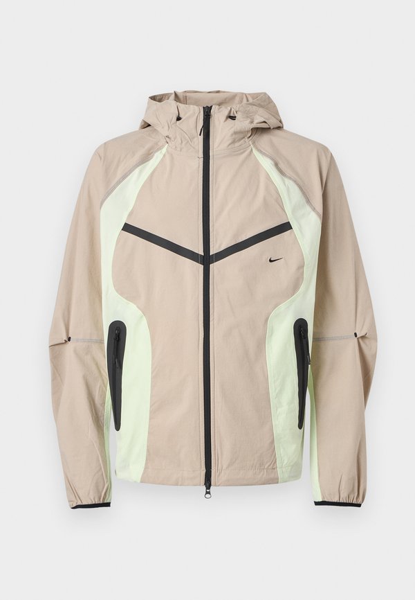 Nike Sportswear