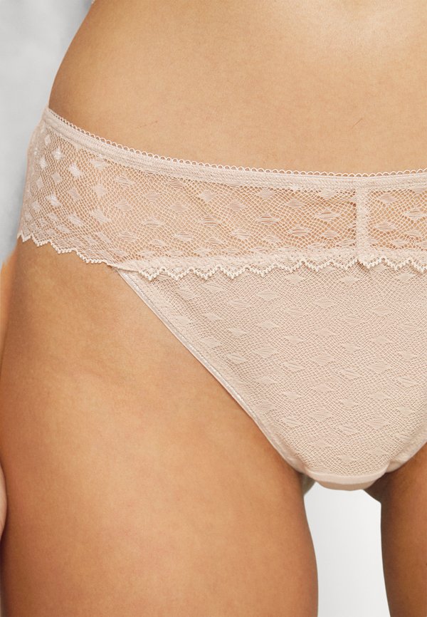 Freya SIGNATURE BRAZILIAN