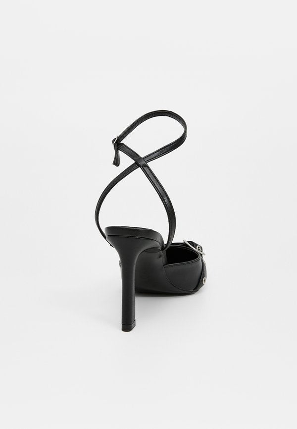 Steve Madden GOLDIEE