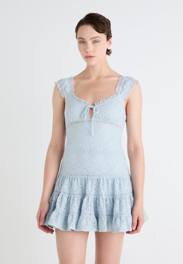Gina Tricot EMBROIDERY DRESS