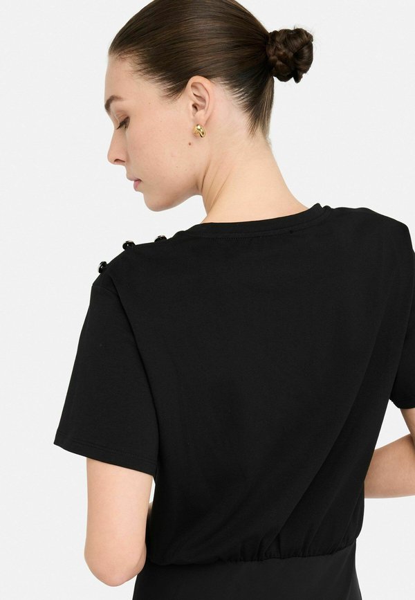 LIU JO LONG WITH BUTTONS