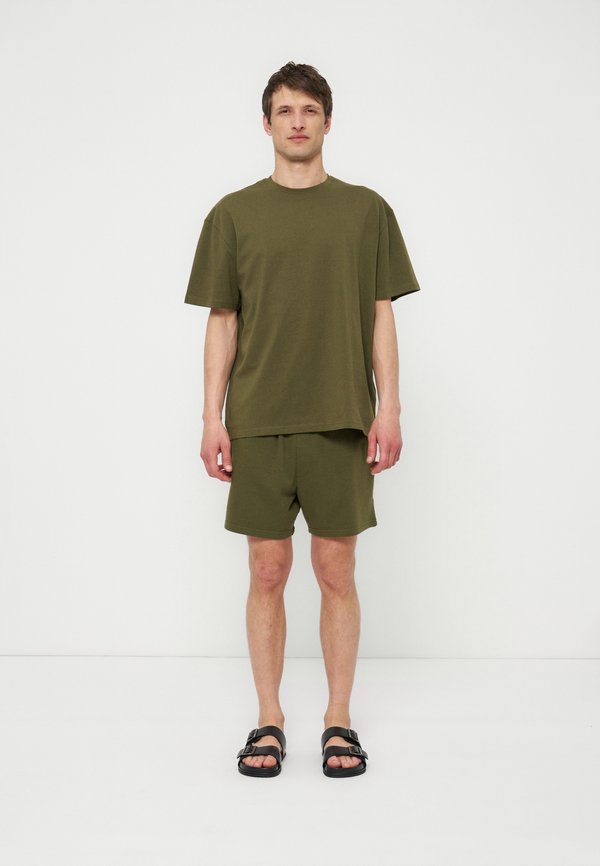 Pier One by Zalando SET