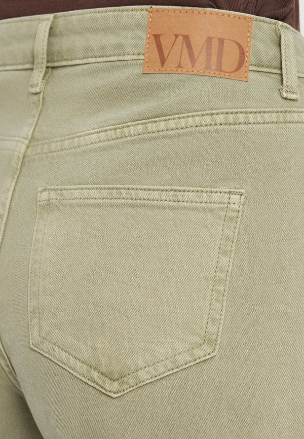 Vero Moda VMTESSA HR WIDE JEANS COLOR GA NOOS