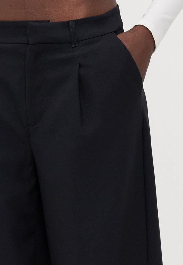 ONLY Tall ONLLANDO PLEAT CULOTTE