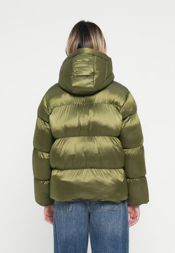 Pieces PCMILLA SHINY PUFFER JACKET HOOD