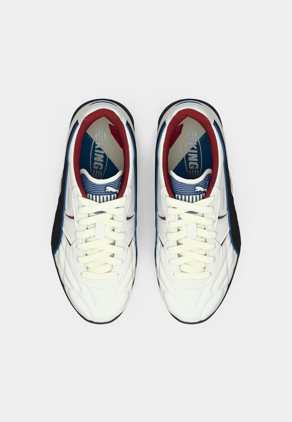 Puma KING INDOOR STREET SOCCER 94 UNISEX