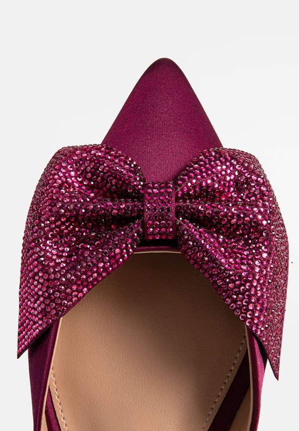 Steve Madden