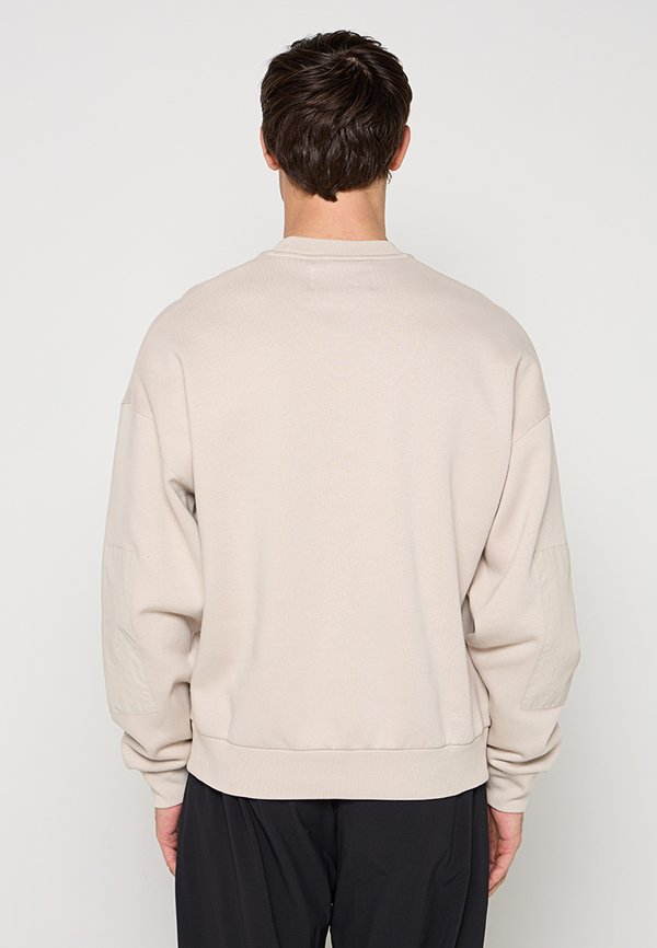 Champion LOOSE FIT