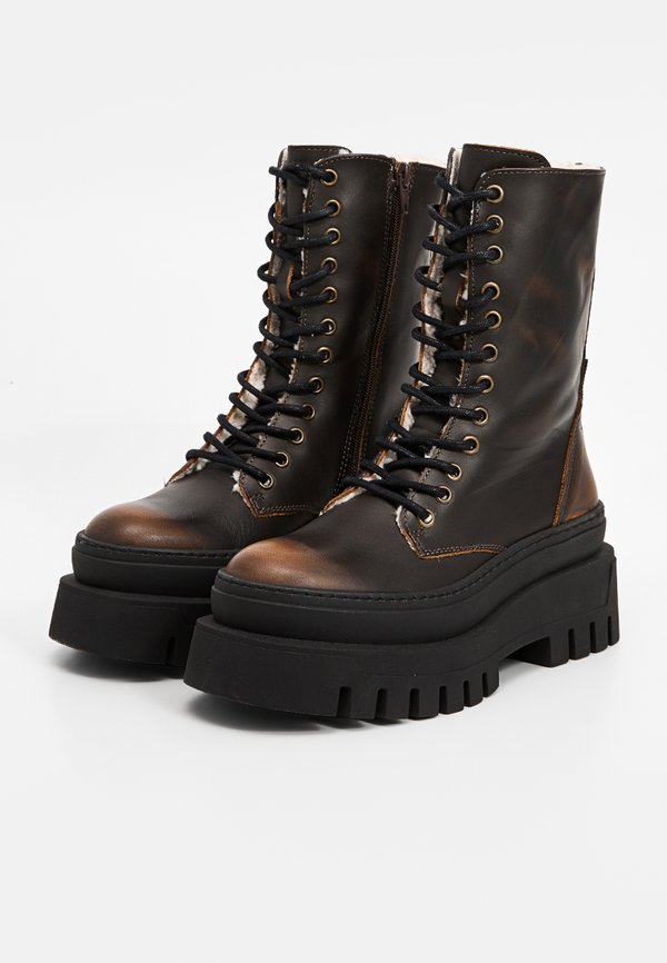 Steve Madden COAST-FL