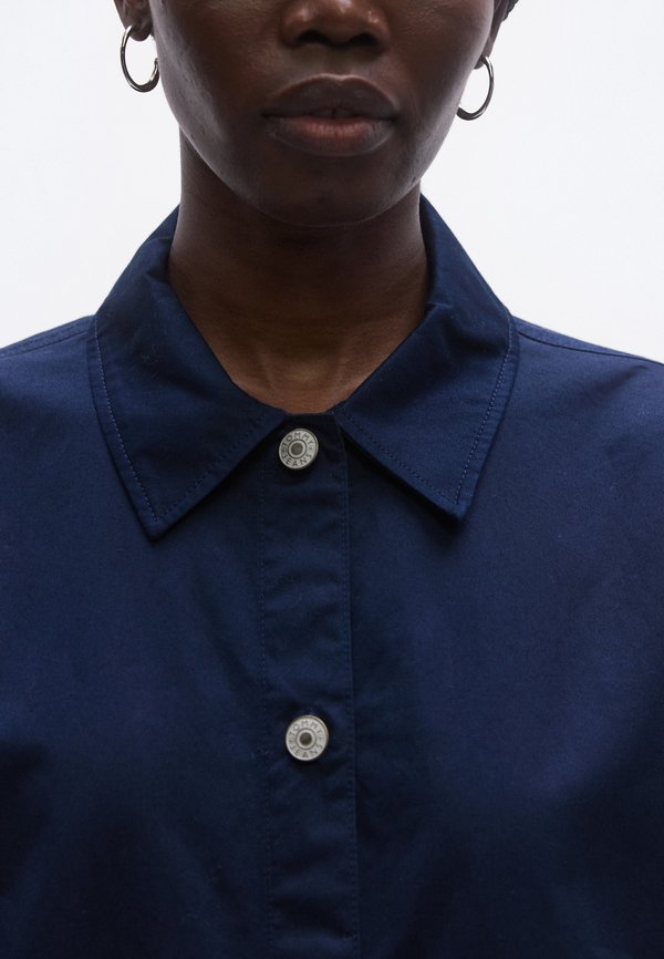 Tommy Jeans PATCH POCKET MINI LOOSE SHIRT DRESS
