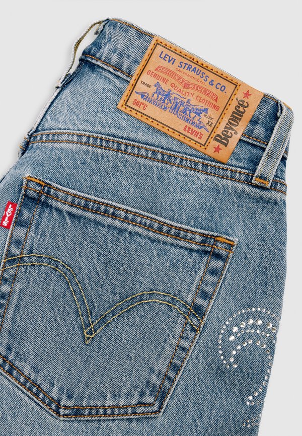 Levi's® LEVI'S® 501® CURVE