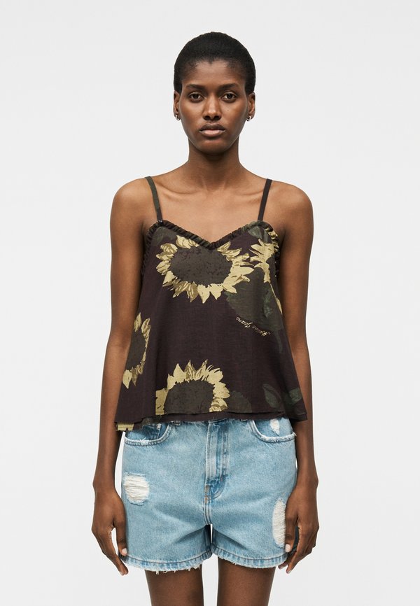 MOSCHINO JEANS