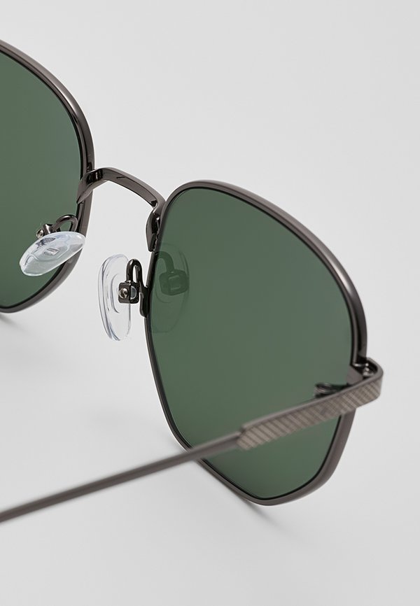 Polaroid Eyewear