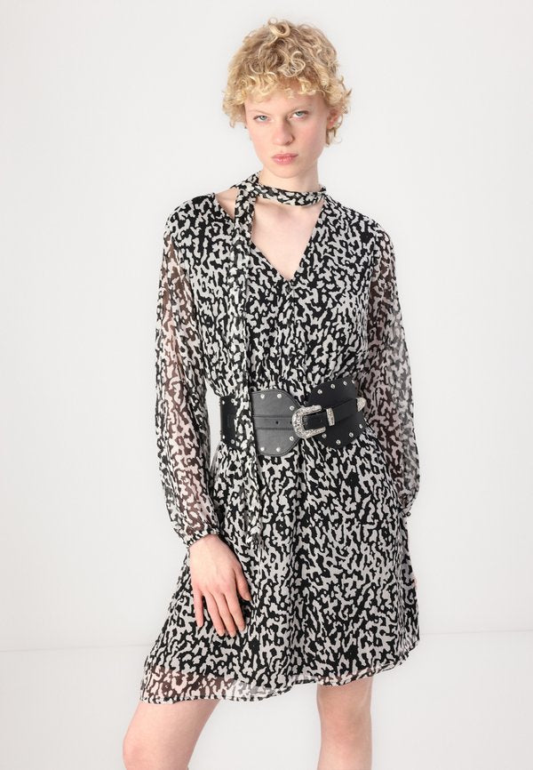 ONLY ONLCERA 3/4 SHORT DRESS WVN NOOS
