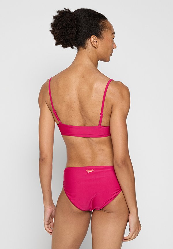 Speedo