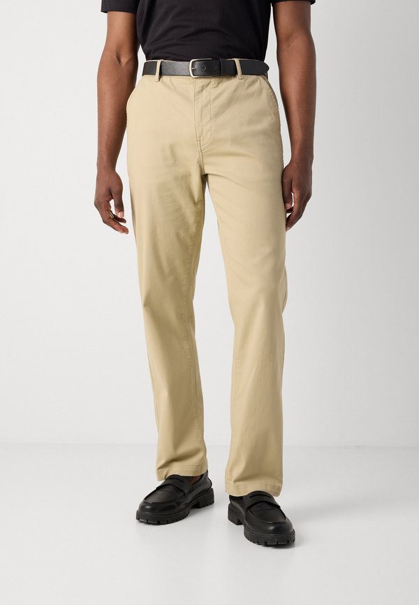Lindbergh SUPERFLEX CHINO WITH BELT