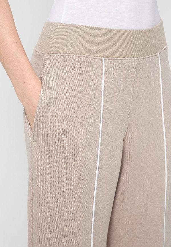 Spanx