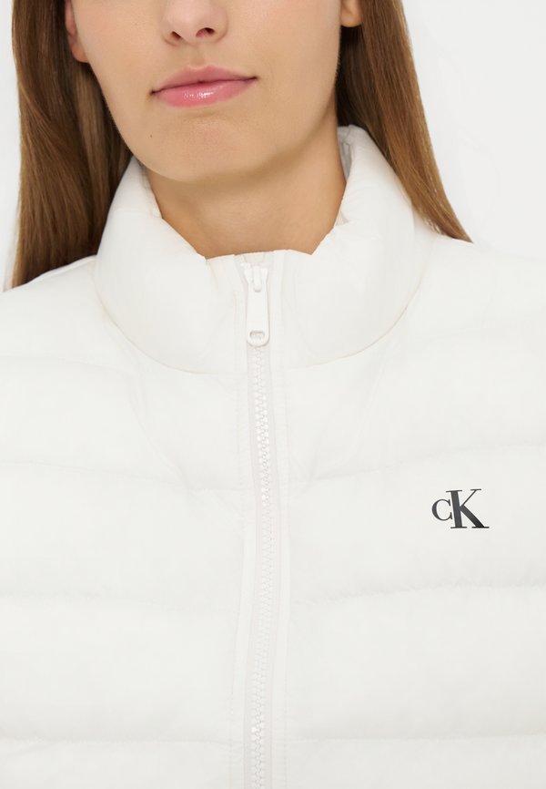 Calvin Klein Jeans
