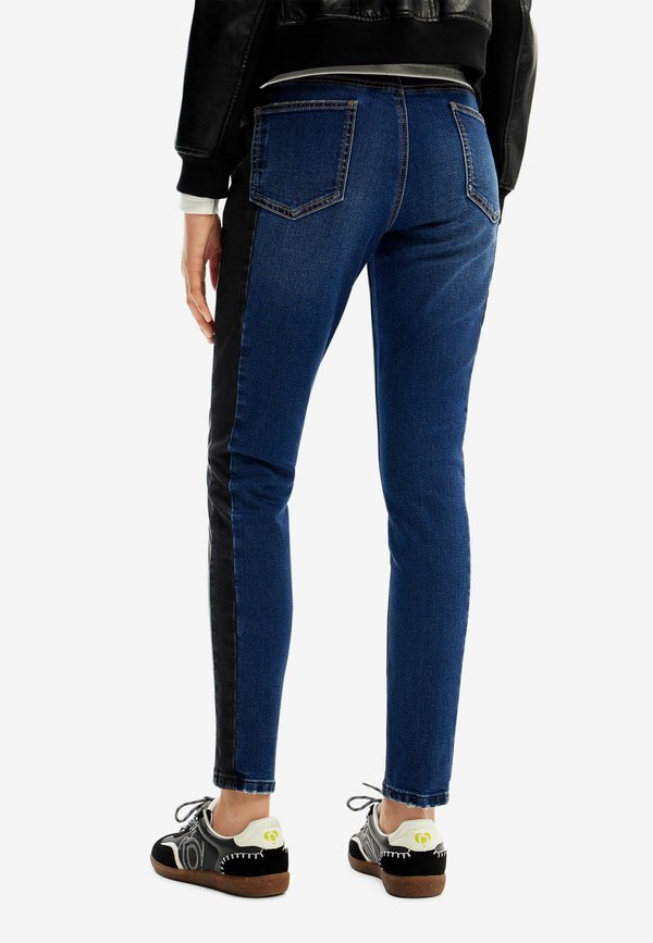Desigual CONTRAST