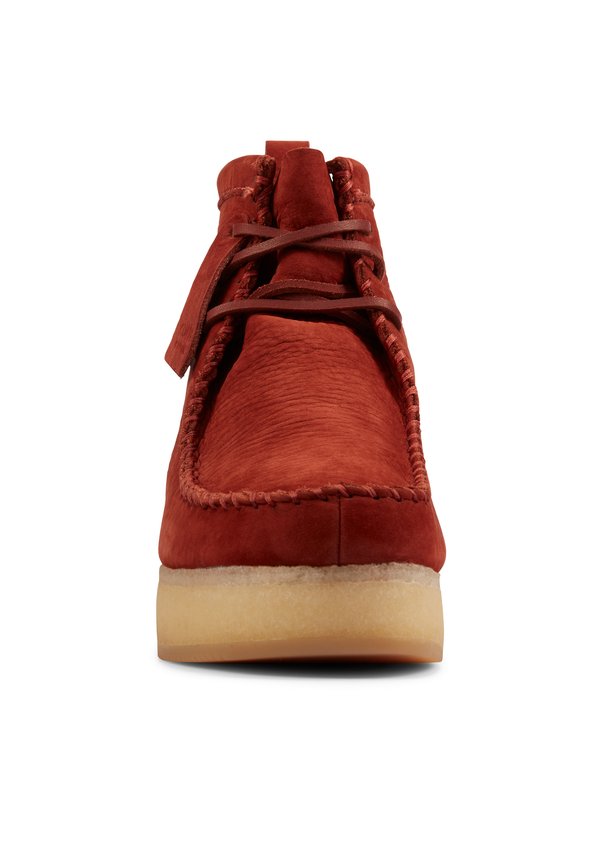 Clarks WALLABEE