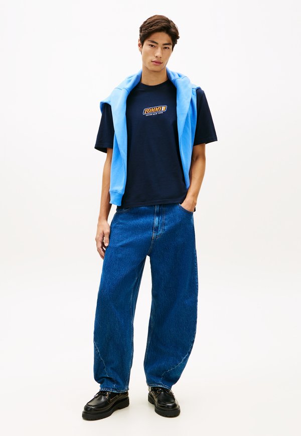 Tommy Jeans 90S LOGO EMBROIDERY JERSEY T-SHIRT