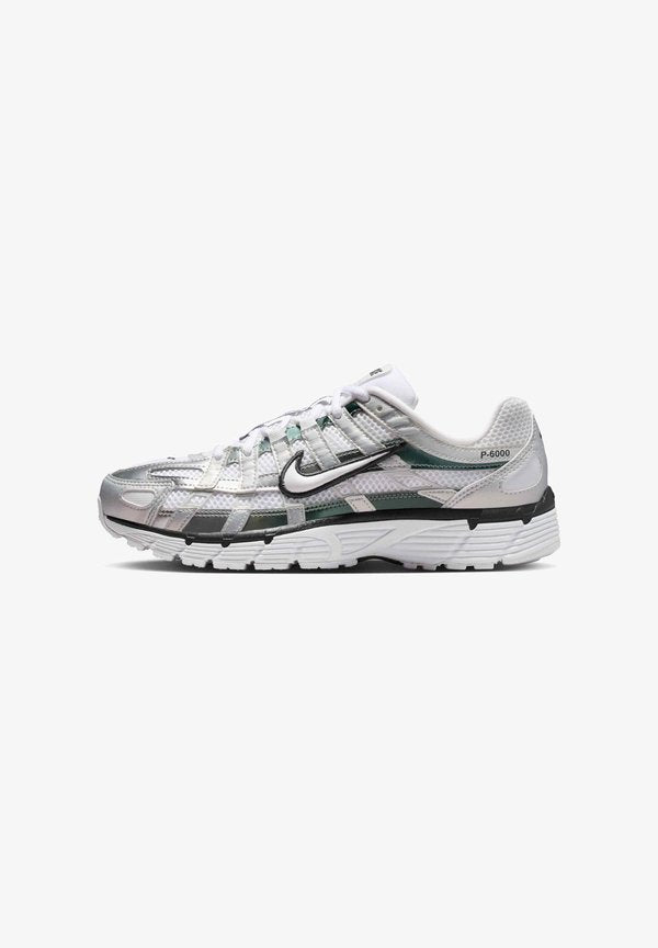 Nike Sportswear P 6000 SE - Trainers - white/white-off white-dk smoke grey-mtlc silver
