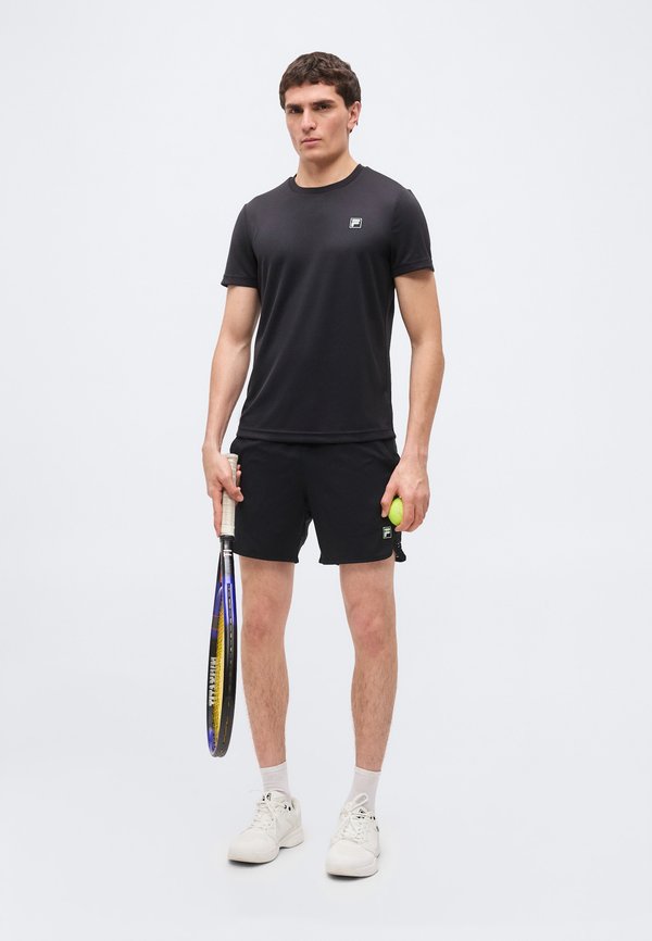 Fila TRISTAN