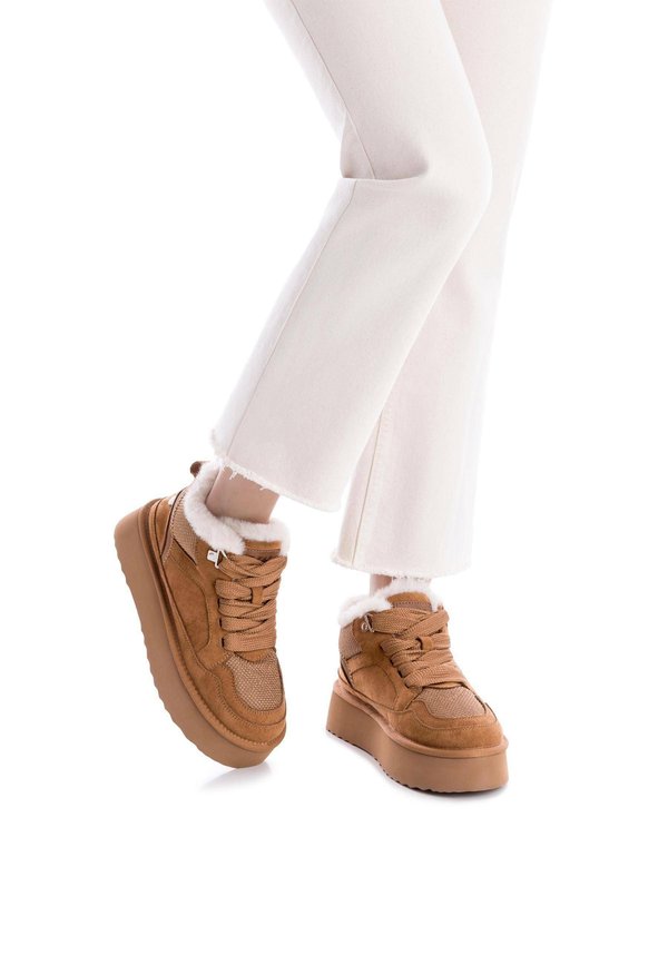 XTI SNEAKER
