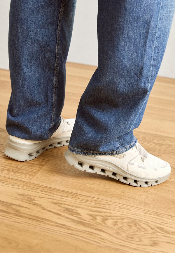 Skechers GLIDE-STEP PRO - Trainers - braun
