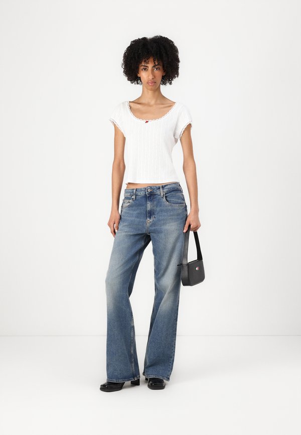 Tommy Jeans SLIM TEE