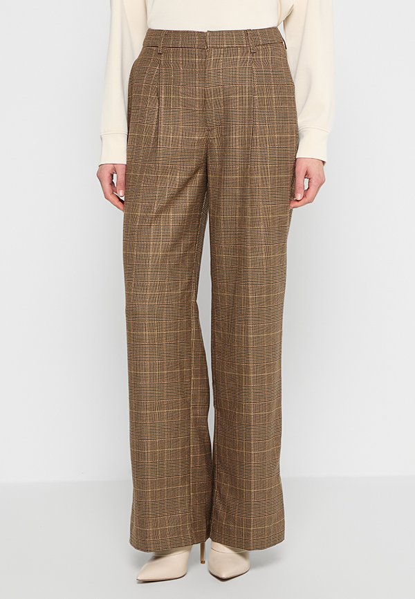 Scotch & Soda