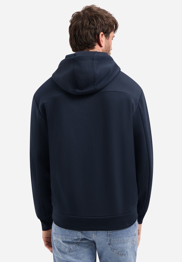 NO EXCESS HOODED