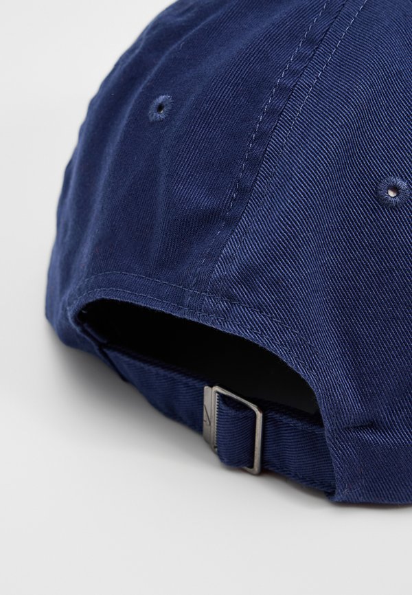 Nike Sportswear U NK CLUB CAP U FB SWSH WSH L