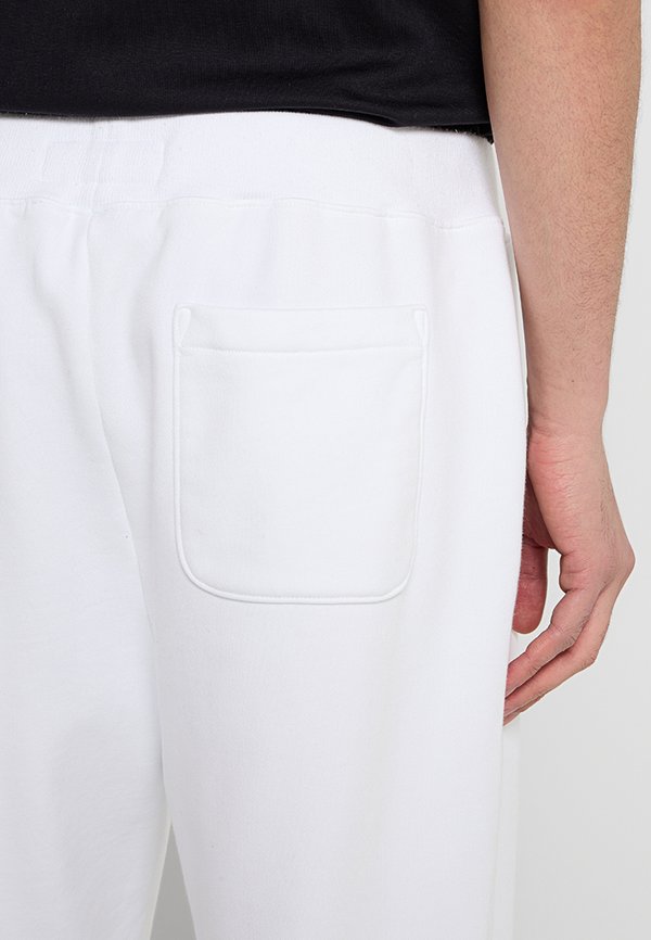 Abercrombie & Fitch RELAXED FIT