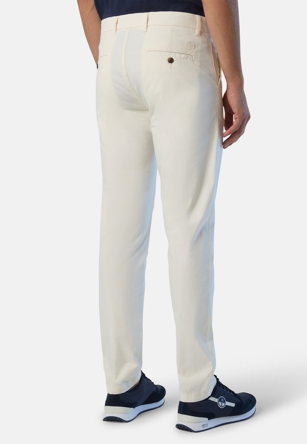 North Sails DEFENDER