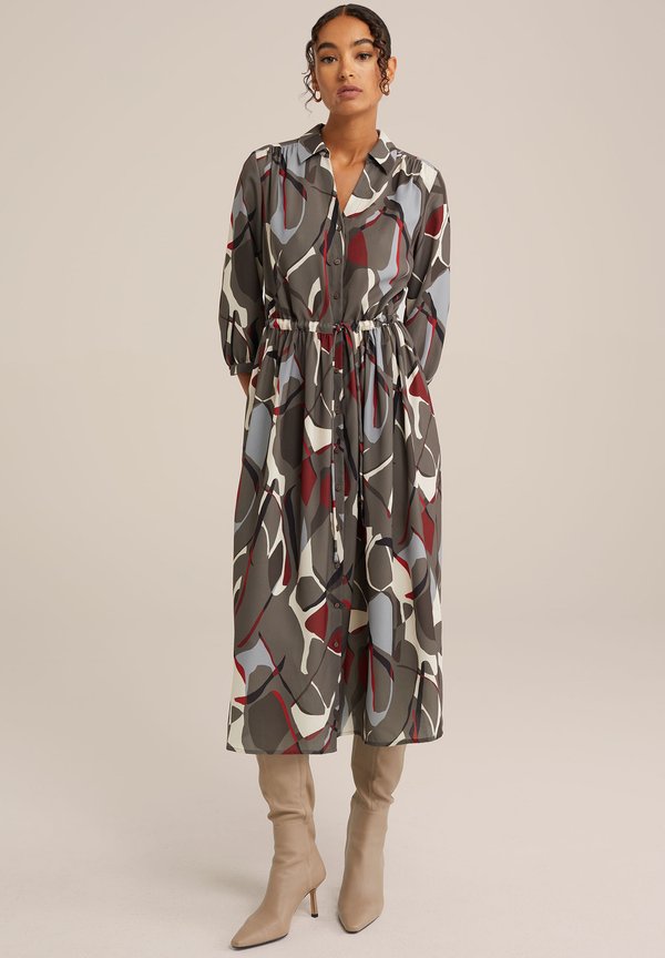 WE Fashion