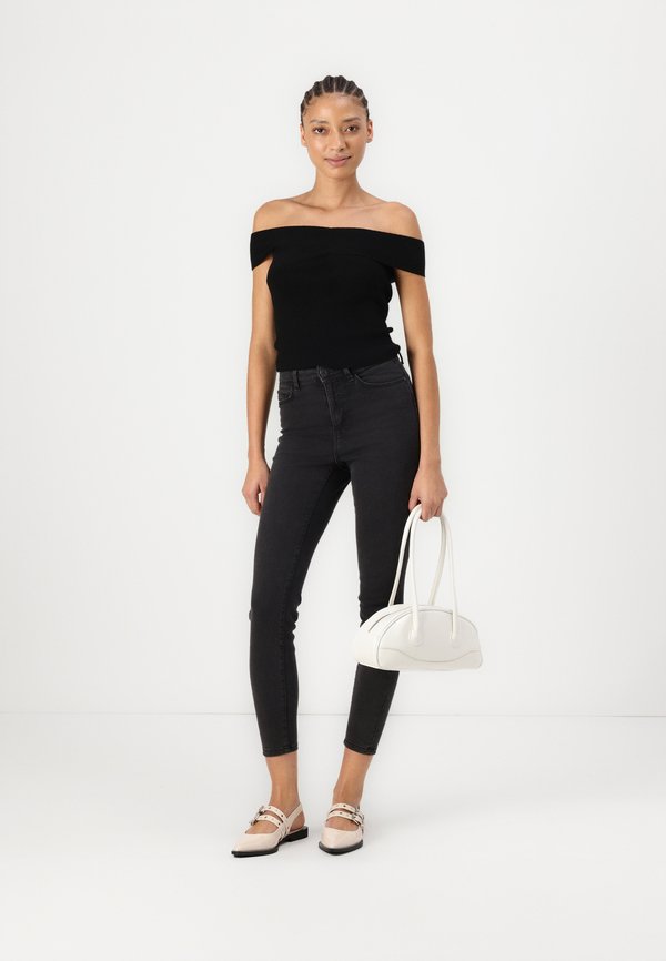 Noisy May NMELLIS REVERSIBLE WRAP