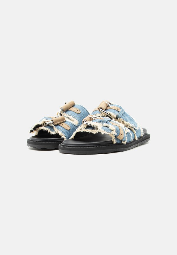 MOSCHINO CIABATTA