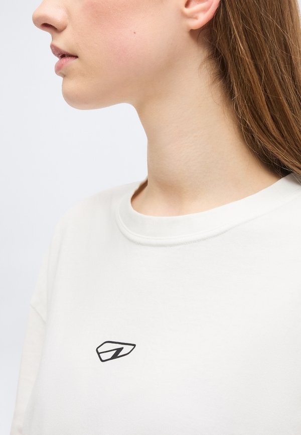 ARKK Copenhagen CORE BOXY TEE UNISEX
