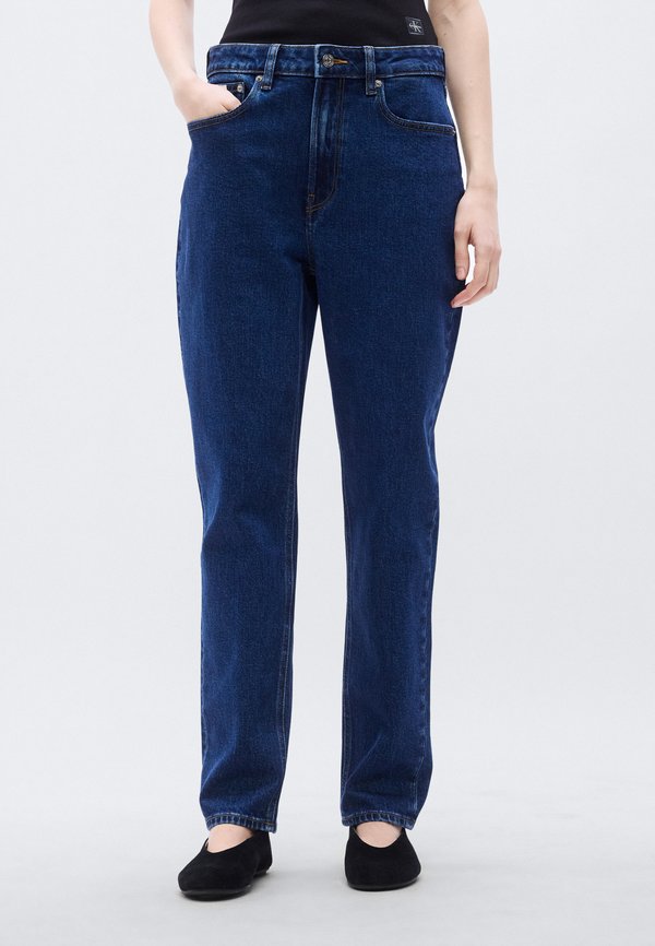 Calvin Klein Jeans MOM