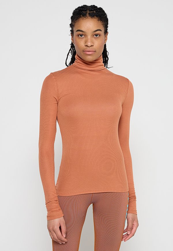 Fabletics JESS