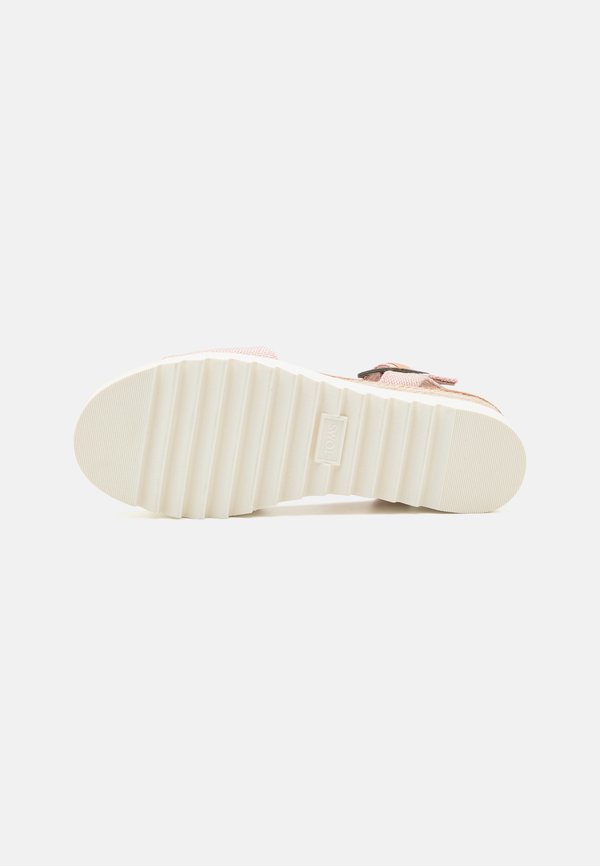 TOMS DIANA