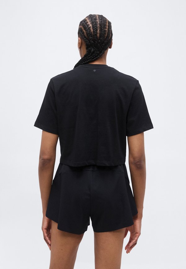 Björn Borg STUDIO CROPPED