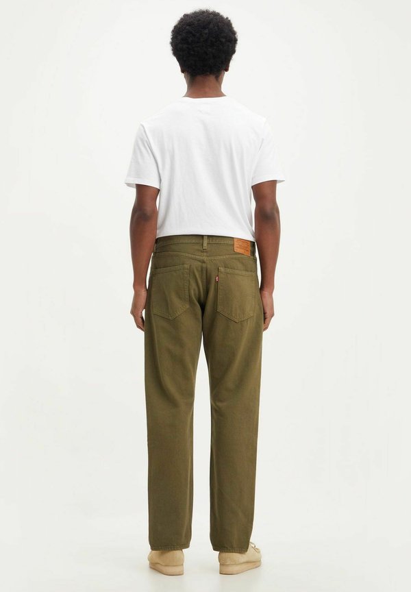 Levi's® AUTHENTIC STRAIGHT