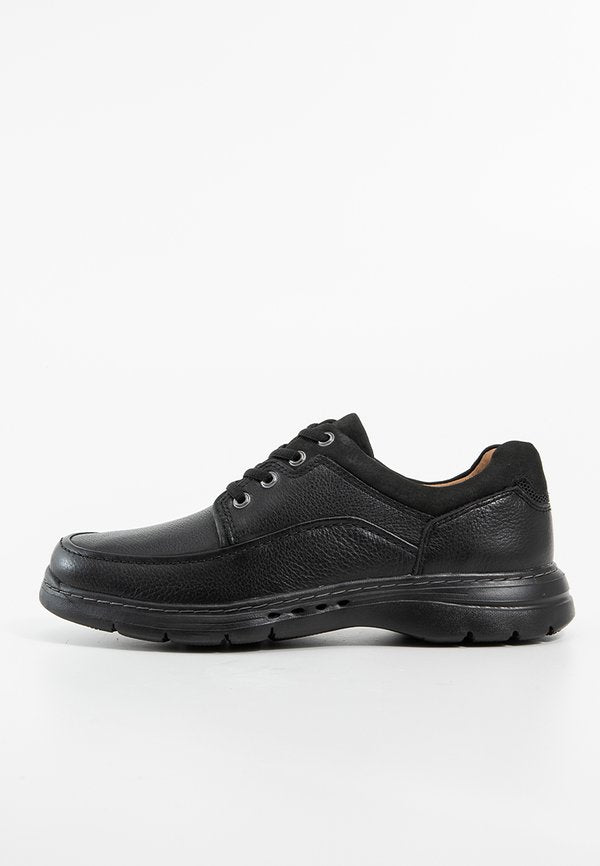 Clarks UN BRAWLEY