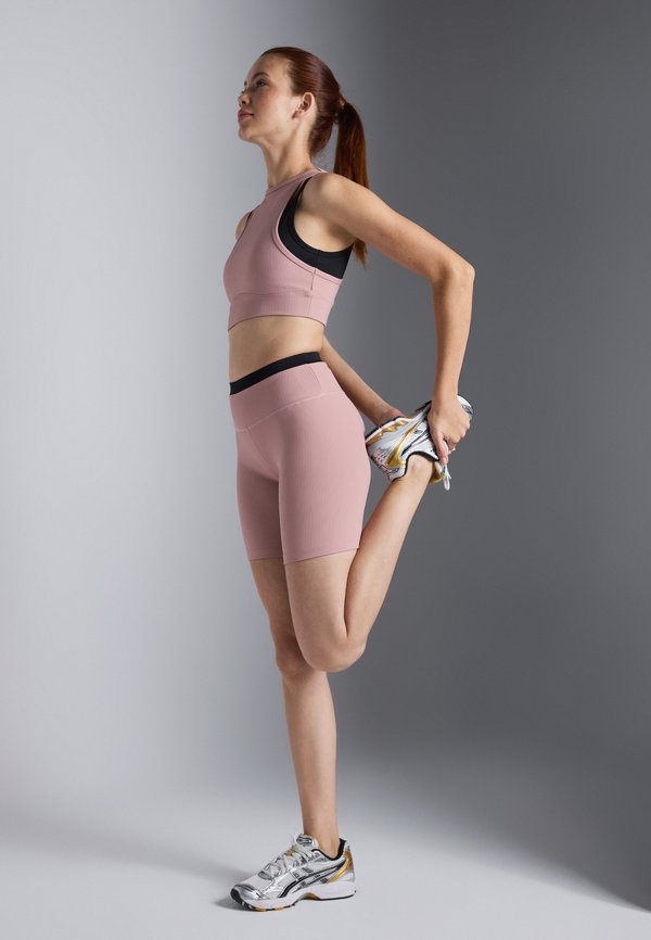 Even&Odd active by Zalando MID RISE CYCLING SHORTS WITH CONTRAST DOUBLE WAISTBAND